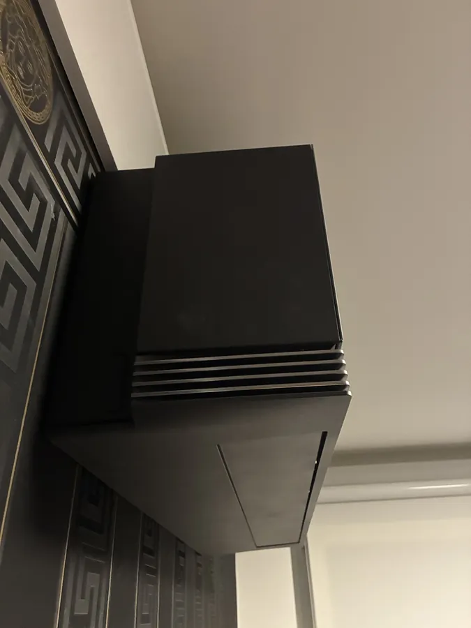 Seitenansicht der LG ARTCOOL AI Air mit Lamellen
